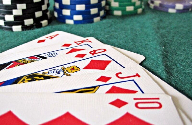 Luật chơi Sâm Lốc chi tiết bạn cần nắm vững