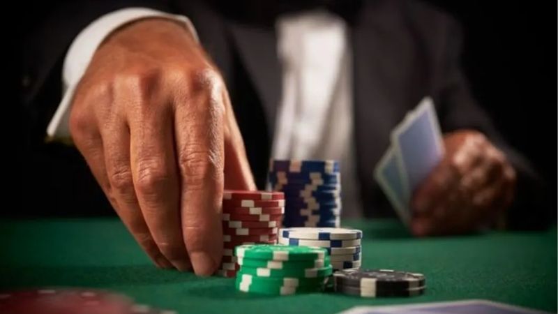 Cách Bluff Trong Poker | Tân Thủ Kubet Cũng Bluff Hiệu Quả